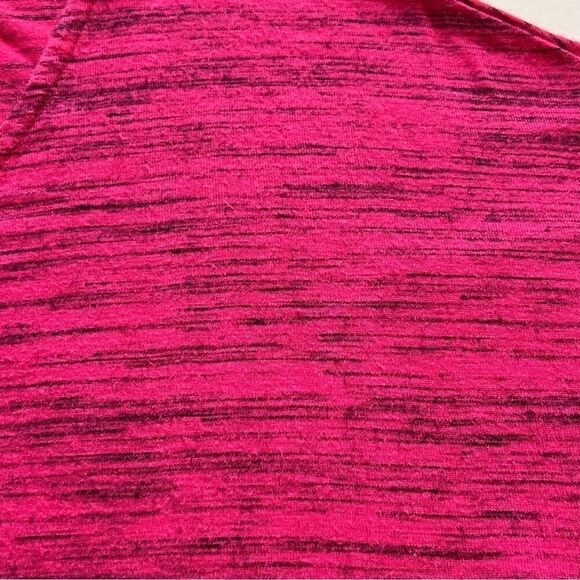 Motherhood Maternity Long V neck Top Size Medium Dark Pink black accents - Picture 9 of 9